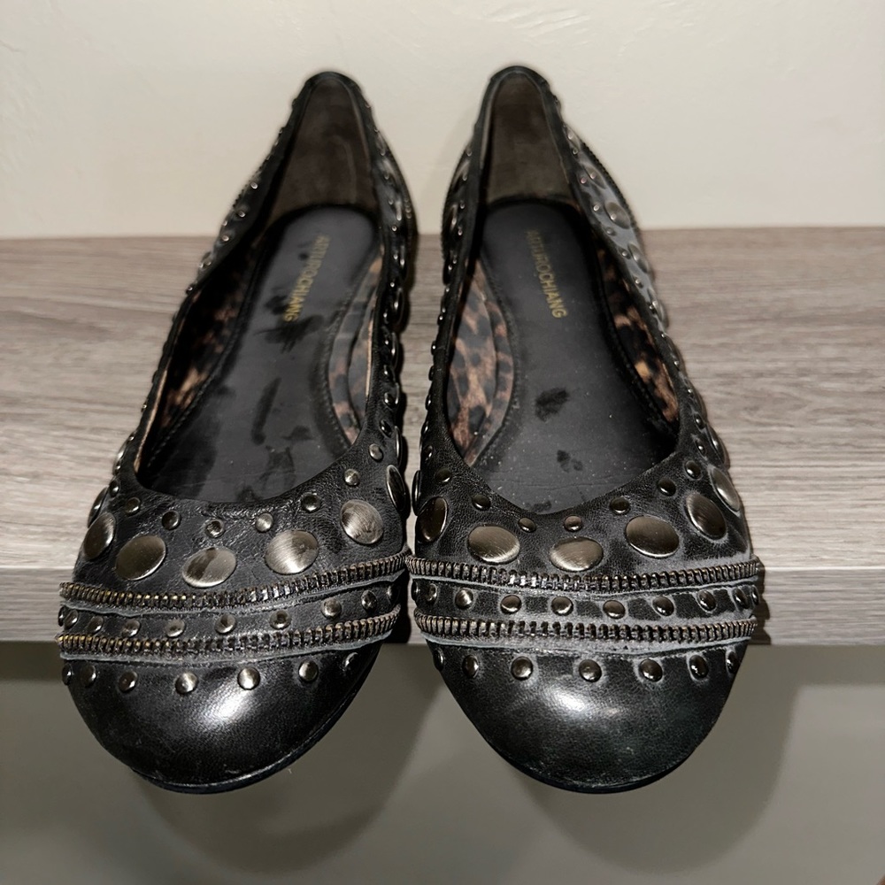 Black flats